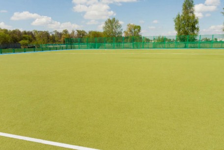  Площадка для игры в хоккей на траве 
Ледовый Дворец  г. Гомель  Беларусь 