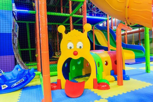 Игровая площадка
 Детский развлекательный центр "Banana City"  
г. Гродно  Беларусь