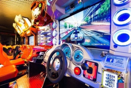 Детский центр  Dark Ride   космическая станция   BR  в здании аквапарка  Лебяжий   г. Минск  Беларусь 