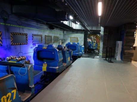 Детский центр  Dark Ride   космическая станция    BR в здании аквапарка  Лебяжий   г. Минск  Беларусь 