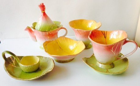  Название:  Сервиз  Лепестковый    BR    Автор:  Угринович О В  BR  полуфарфор  BR  создание 2014 г.