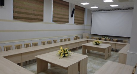  Малый конференц-зал  BR Гостиница  Беларусь   г. Минск 
