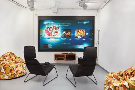  Игровая комната для активного отдыха 