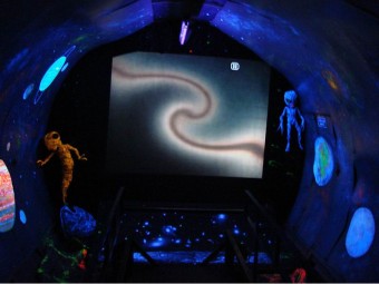 аттракцион  Виртуальный полет   BR Парк Челюскинцев  г. Минск  Беларусь 