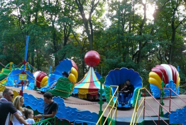 аттракцион  Вальс   BR Парк им. Горького  г. Минск  Беларусь 