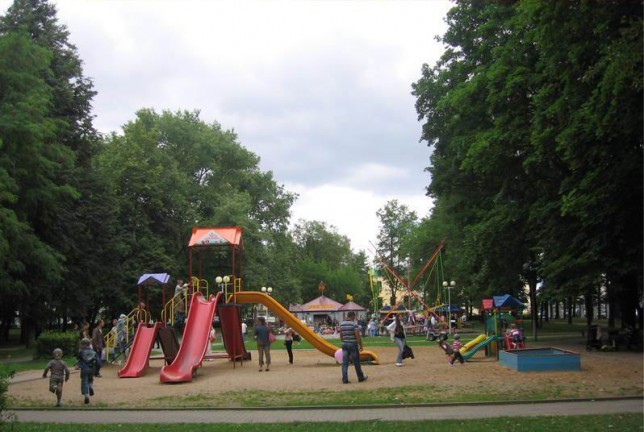 Бесплатная детская площадка  BR Парк им. Горького  г. Минск  Беларусь 
