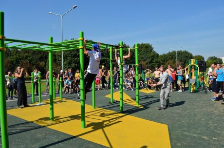 Спортивная площадка в парке Тиволи  г. Минск  Беларусь 