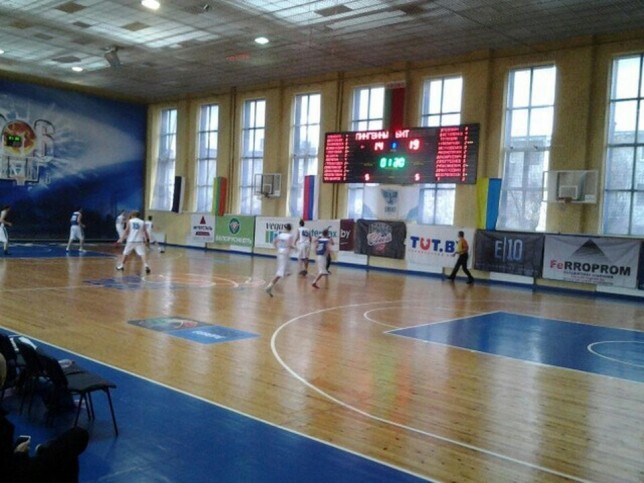  Баскетбольный зал  BR Спортивный комплекс  Цмоки-Минск   г. Минск  Беларусь 