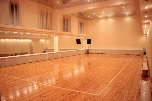  Фитнес-зал  BR Спортивный комплекс  Цмоки-Минск   г. Минск  Беларусь 