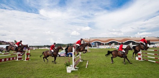 Центр Конного Спорта 
Минский район  аг Ратомка 
