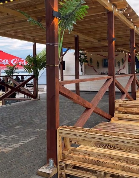 Клуб   Пляж ДОМ2   Нарочь  курортный поселок   Беларусь 