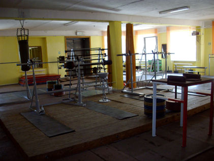  Зал тяжелой атлетики 
Спортивный комплекс "Импульс"
г. Речица  Беларусь