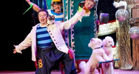 Театр кошек Юрия Куклачева