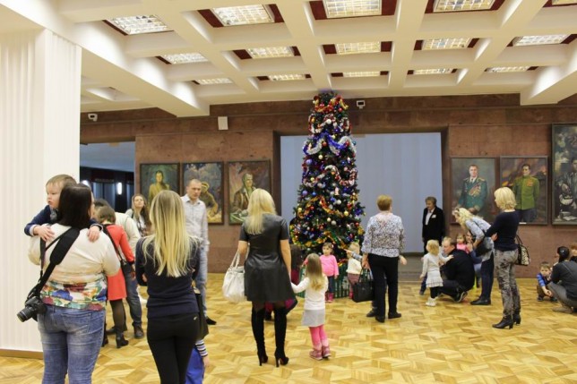 Спектакль для детей  Новый год со Свинкой Пеппа  BR г. Минск 22 декабря 2015  18:00 