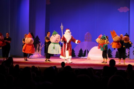 Спектакль для детей  Новый год со Свинкой Пеппа  BR г. Минск 22 декабря 2015  18:00 