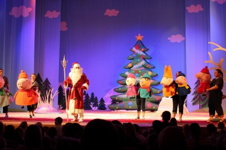 Спектакль для детей  Новый год со Свинкой Пеппа  BR г. Минск 22 декабря 2015  18:00 