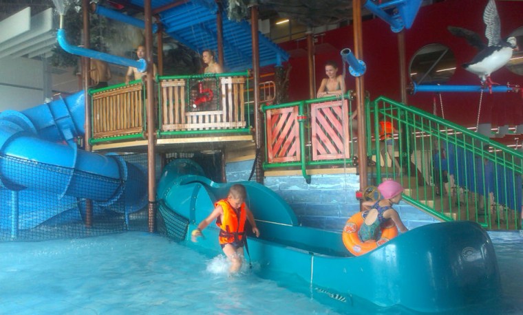  Детская аквазона  в  Аквапарке Лебяжий  2 июля 2016
г. Минск  проспект Победителей  120