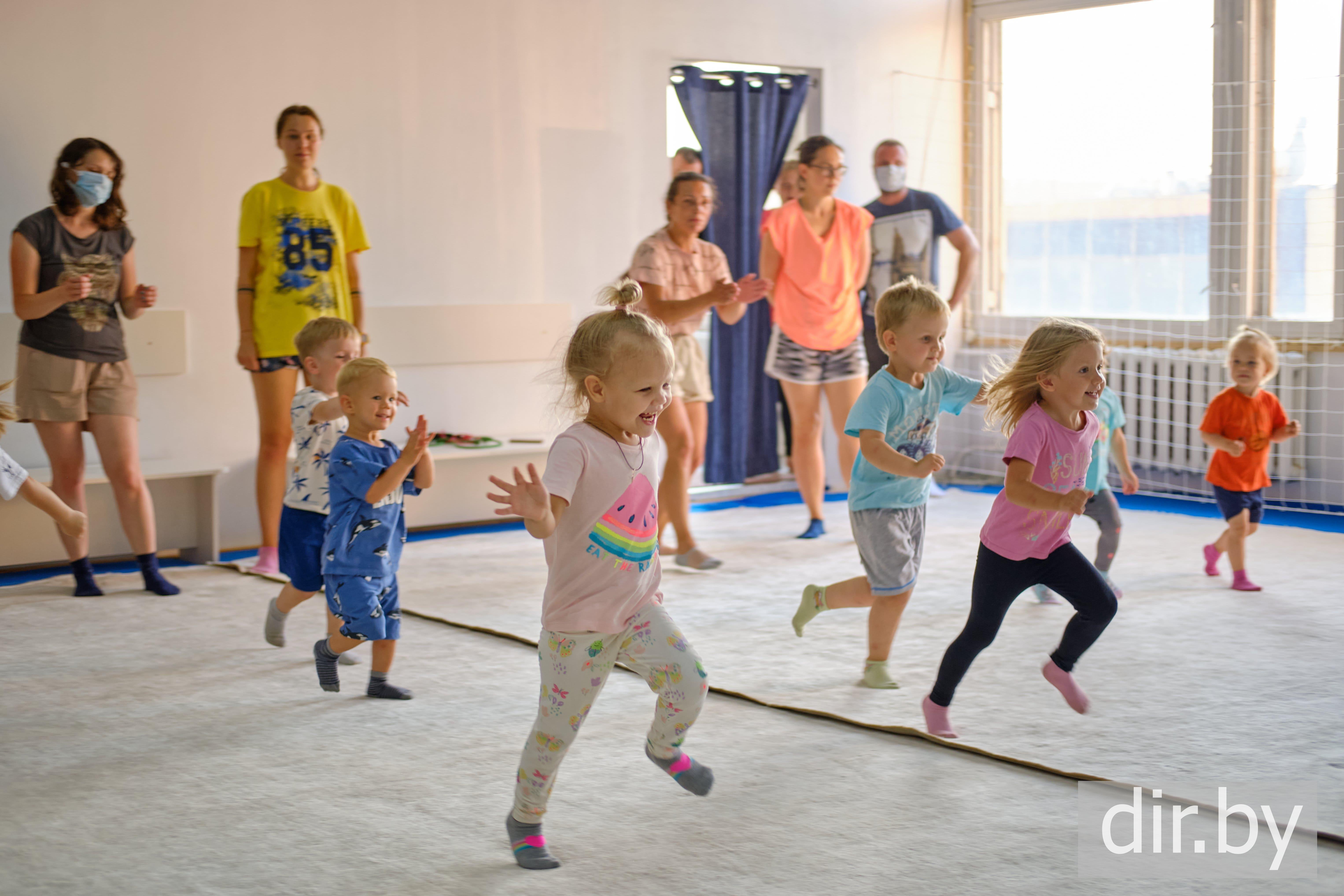 Детская гимнастика в Минске.<BR> Место: Golden kids,  г. Минск