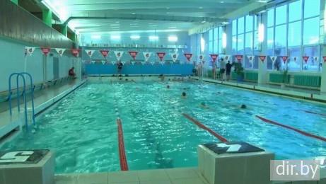 Плавание в бассейне.<BR> Место:  Спортивный комплекс ПолесГУ  г. Пинск