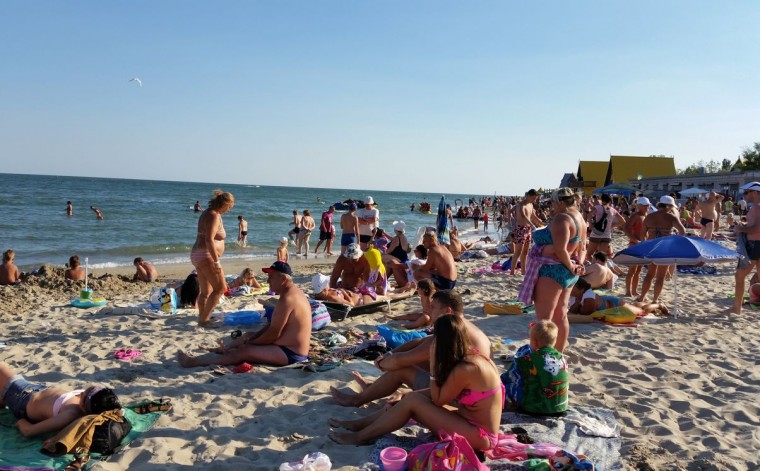  Пляж  на базе отдыха  Рось   в 17:48  14 августа 2016  BR  Затока  Одесская область  Украина